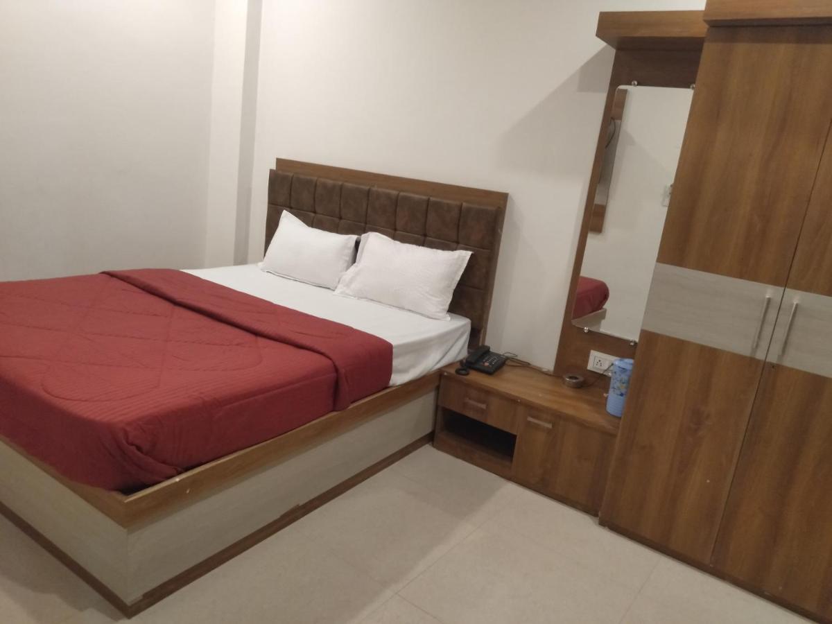 Rudraksha Guest House Varanasi Luaran gambar